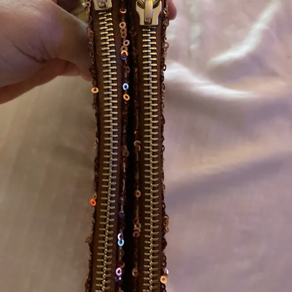 Juicy Couture Bronze Sequin Wristlet Double Zipper - Picture 3 of 3
